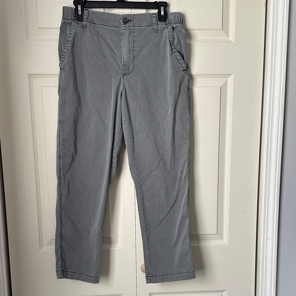 Old Navy Petite Medium Women's Gray Chinos